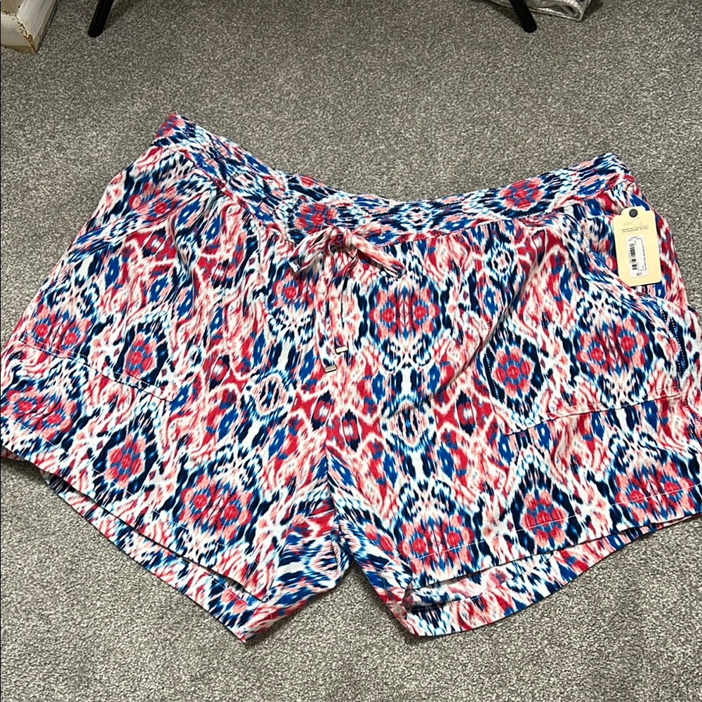 St. John's Bay High Waist Red and Blue Shorts